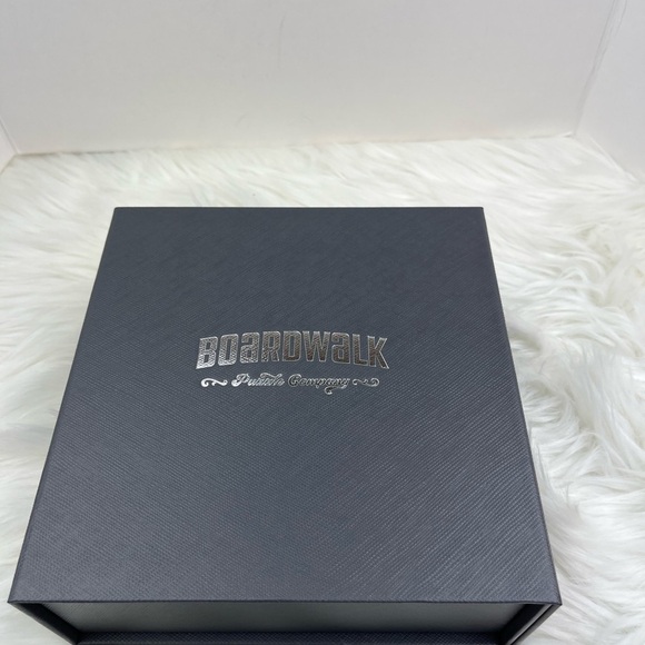 NEW Boardwalk Motorcycle Santa 1000 Piece Jigsaw Puzzle Holiday 19 1/4”x26 5/8” - Picture 7 of 10